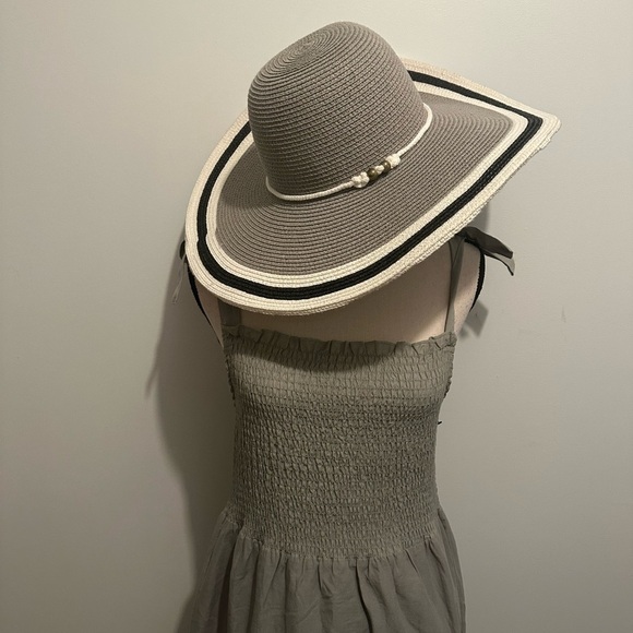 Magid hats grey black and cream with rim  straw hat beaded rope trim summer - Picture 1 of 4
